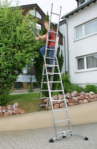 Žebřík - stabilně i na šikmé ploše (HAILO) Žebřík - stabilně i na šikmé ploše (HAILO)