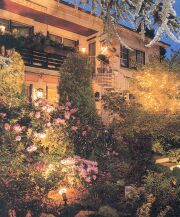 Večerní zahrada Večerní zahrada