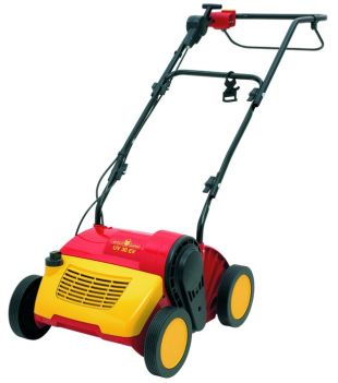 Vertikutace trávníku: elektrický vertikutátor UV 30 EV (WOLF GARTEN) Vertikutace trávníku: elektrický vertikutátor UV 30 EV (WOLF GARTEN)