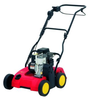 Vertikutace trávníku: benzínový vertikutátor UV 35 B (WOLF GARTEN) Vertikutace trávníku: benzínový vertikutátor UV 35 B (WOLF GARTEN)