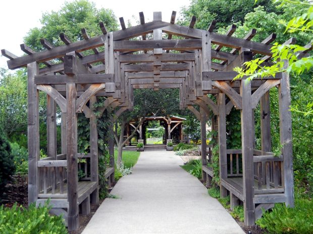 Pergola – nezbytná součást každého domu (VETAS)